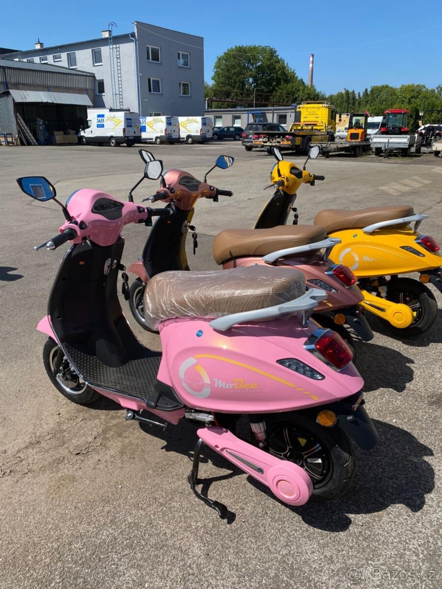 Elektro skútry MoBee V2 - 3