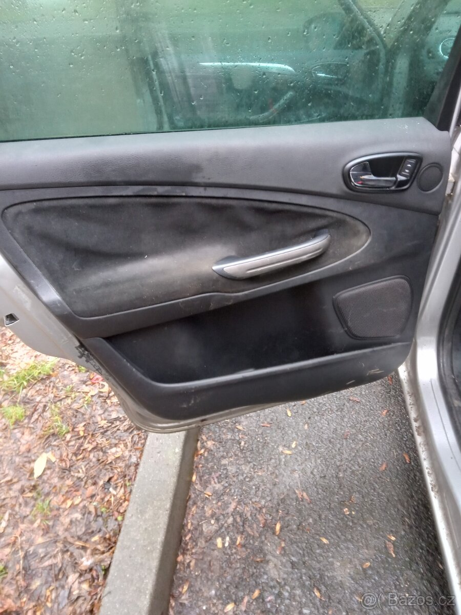 Prodám Ford smax 2.0 tdci 103kw 6kvalt - 3