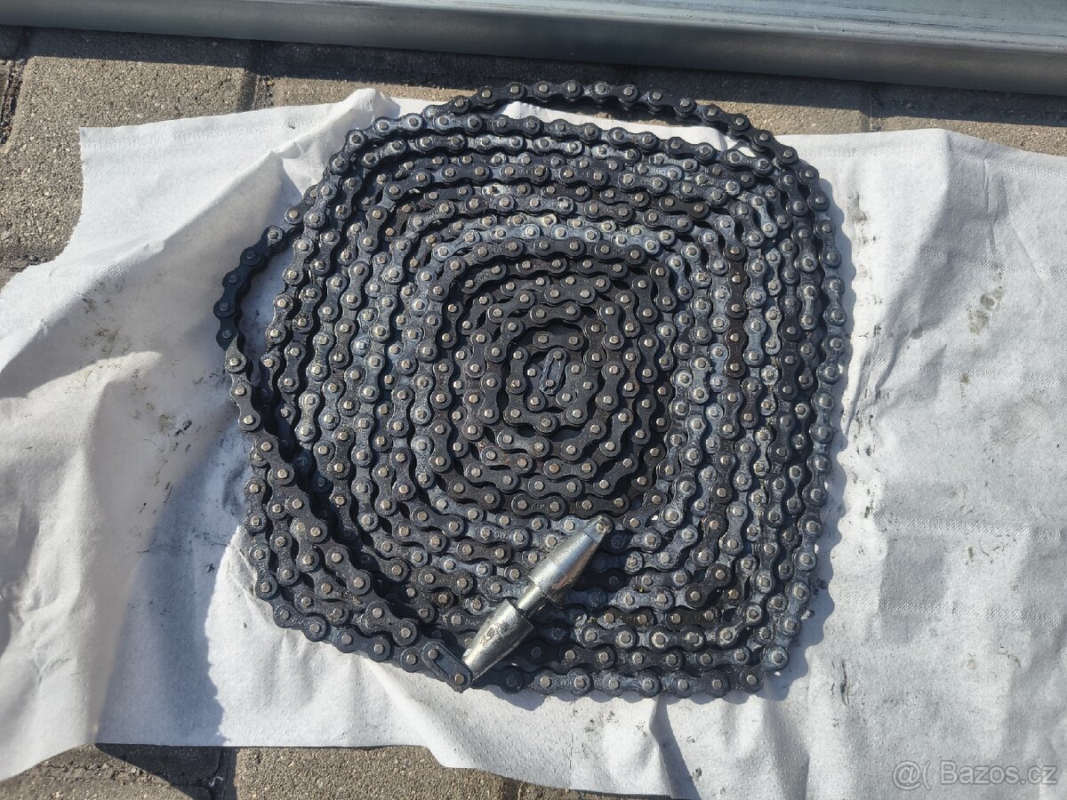 Sekční vrata kolejnice - 3