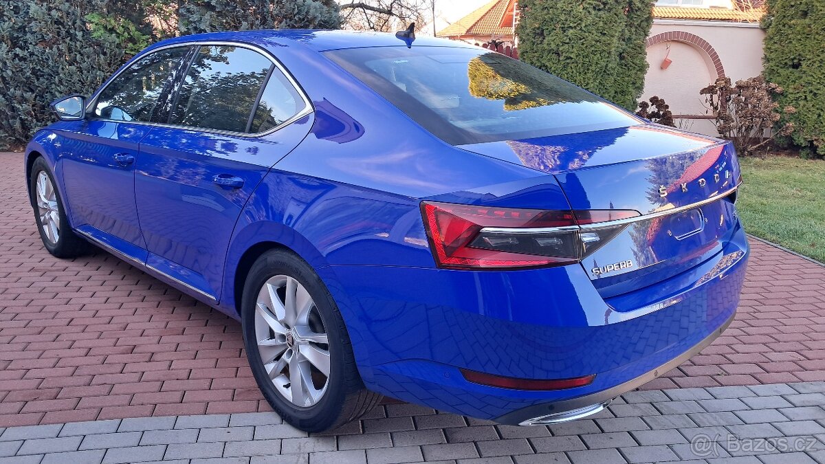 SUPERB 1,4TSI 160kW iV L&K DSG - 3