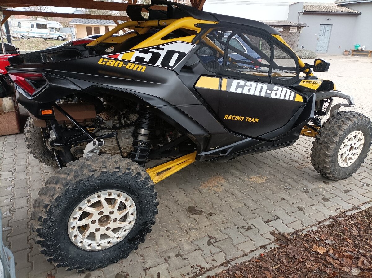 Can-am Maverick R 2024 zaruka,2026 DPH není