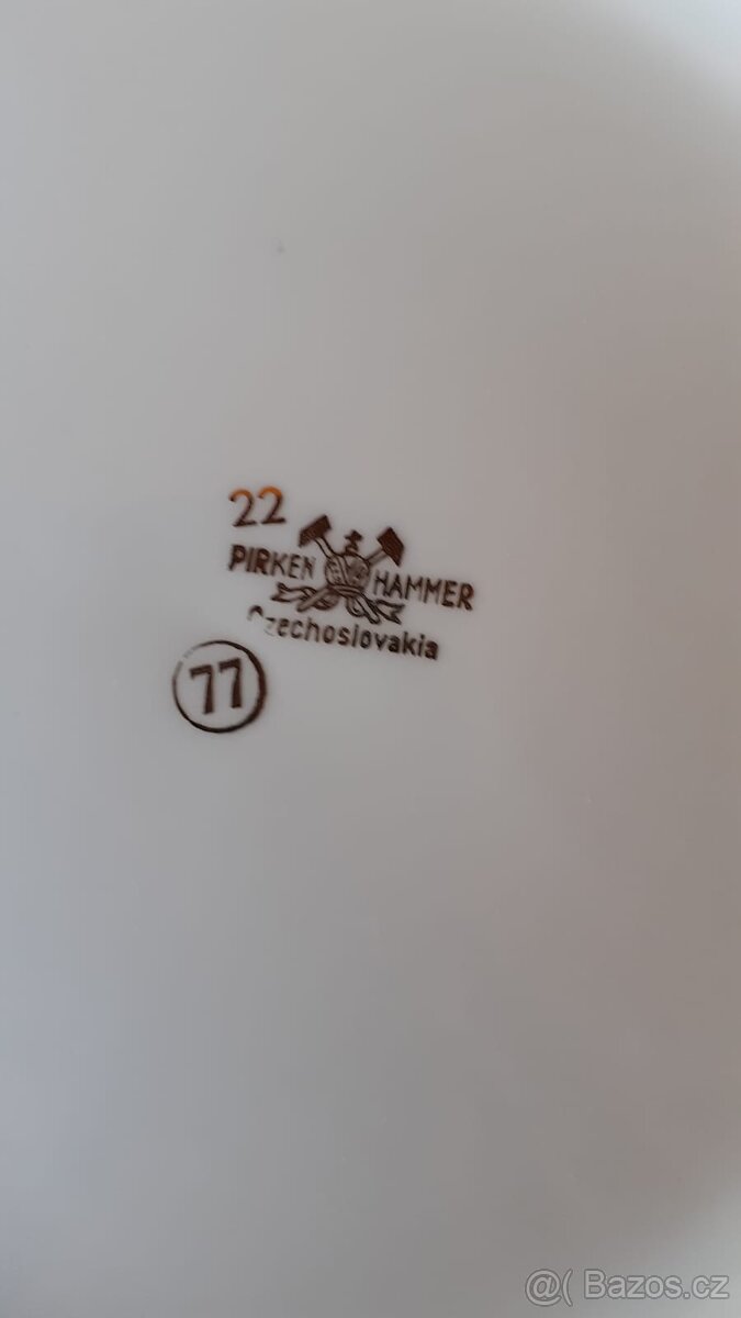 Porcelánový dekorativní talíř I. - 3