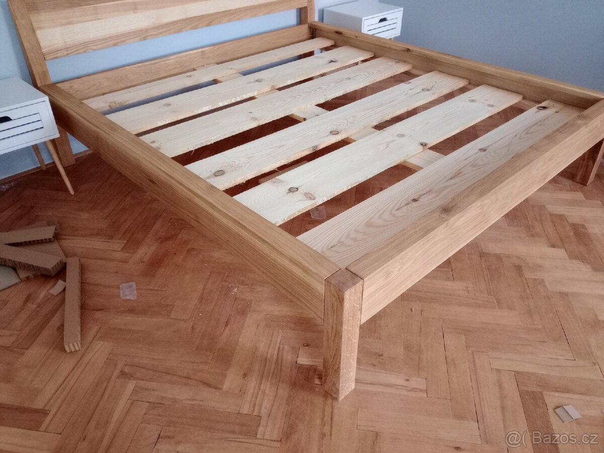 Manželská postel dub masiv - 3