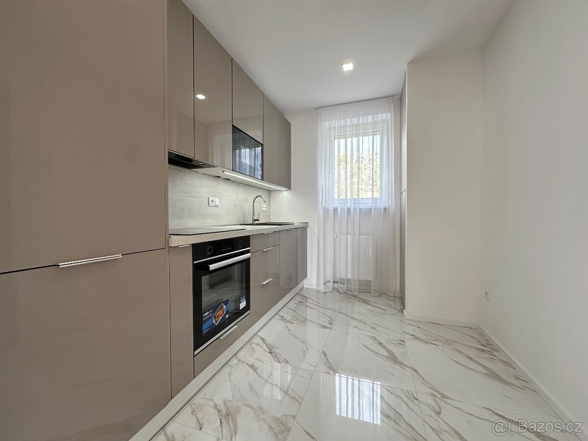 Kompletně zrekonstruovaný byt 3+1, Liberec - Krásná Studánka - 3