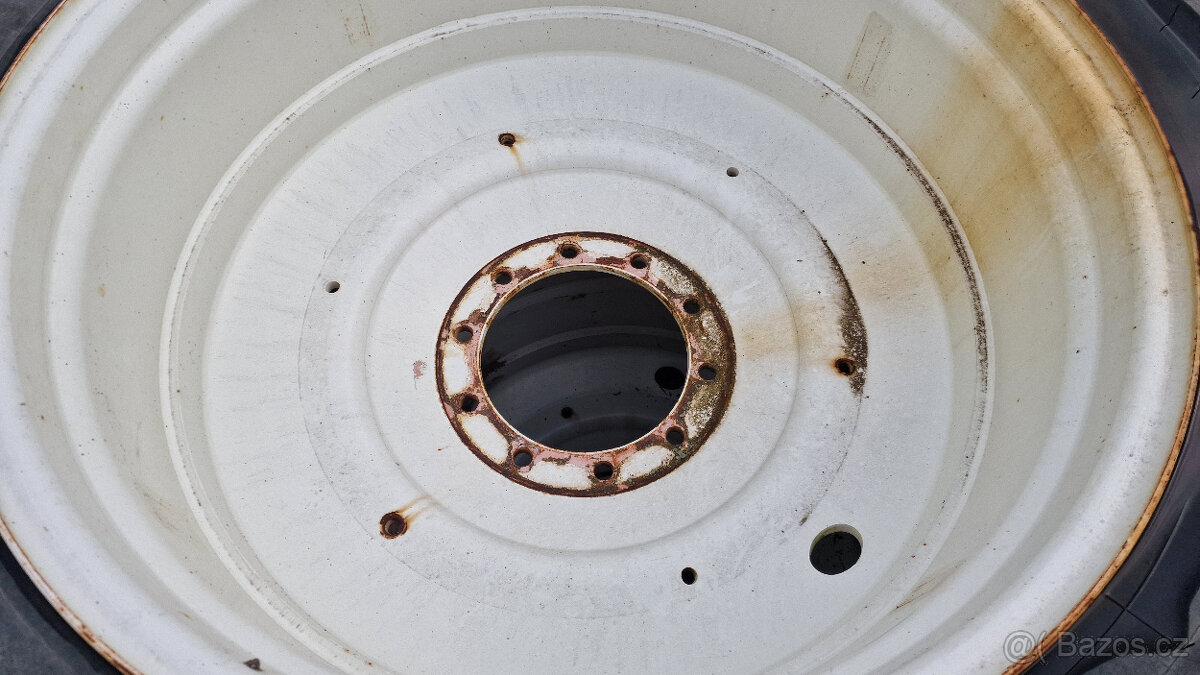 disky na traktor New Holland T7. - 3