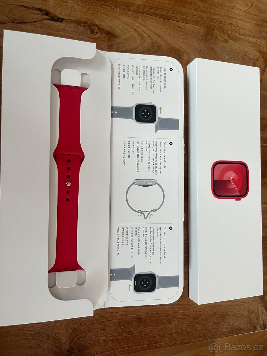 Nové Apple Watch series 9 45mm Red M/L GPS - 3