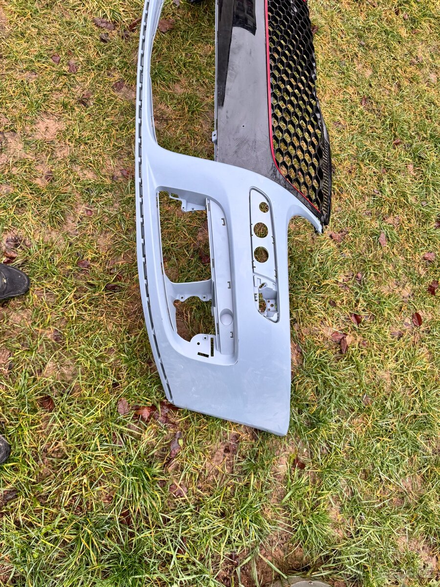 Golf 5 GTI přední nárazník + maska GTI - 3