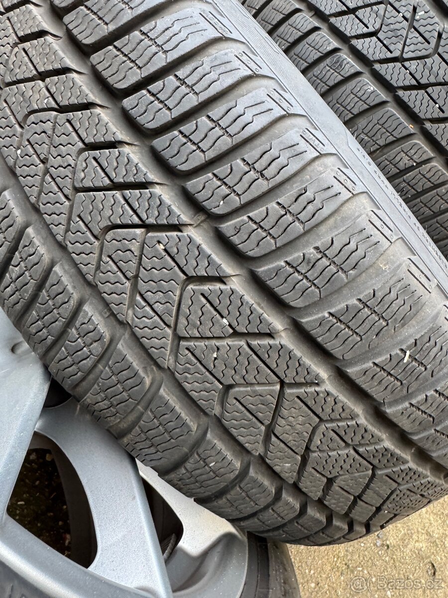 BMW G30 ALU kola 17 Pirelli - 3