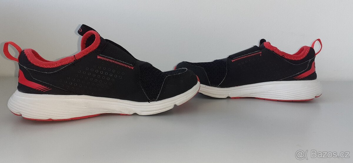 Tenisky Run Support Easy, vel. 32 - 3