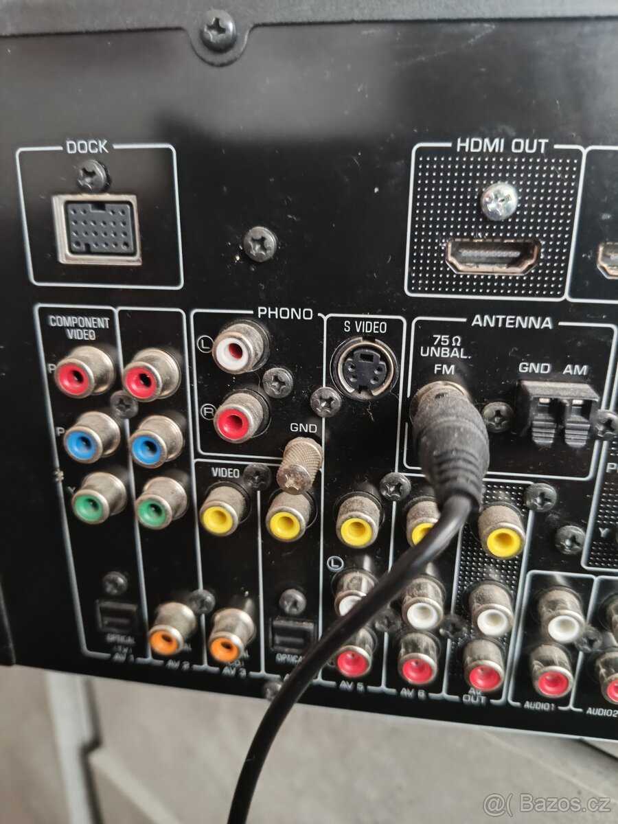Prodám av receiver Yamaha RX-V 765 - 3