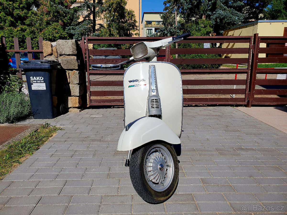 Piaggio Vespa 50 Special 1974 - 3