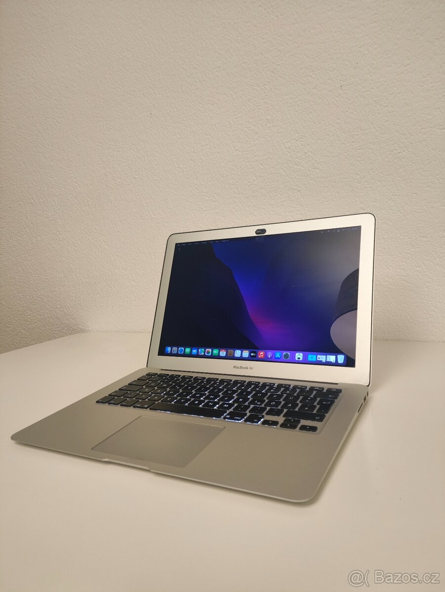 MacBook Air A1466 | i5 • 8GB • 128GB SSD - 3