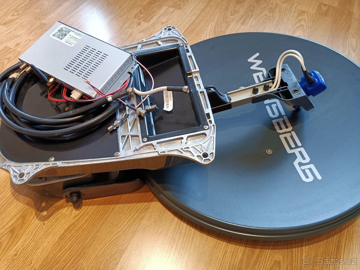 Satelitní automatická anténa Oyster na karavan + nová LCD. - 3