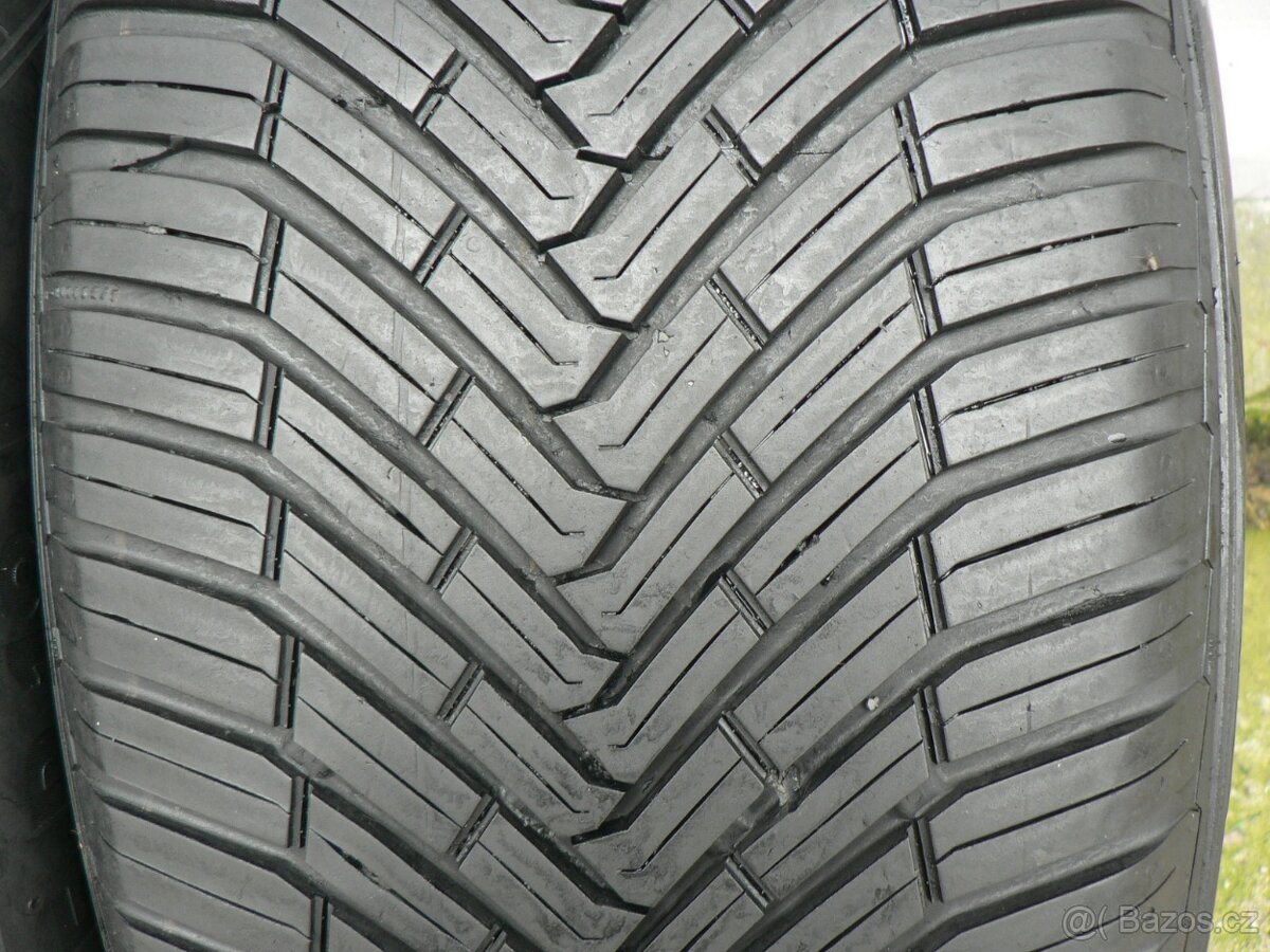 235 55 18 zimní celoroční pneu R18 Continental 235/55/18 - 3