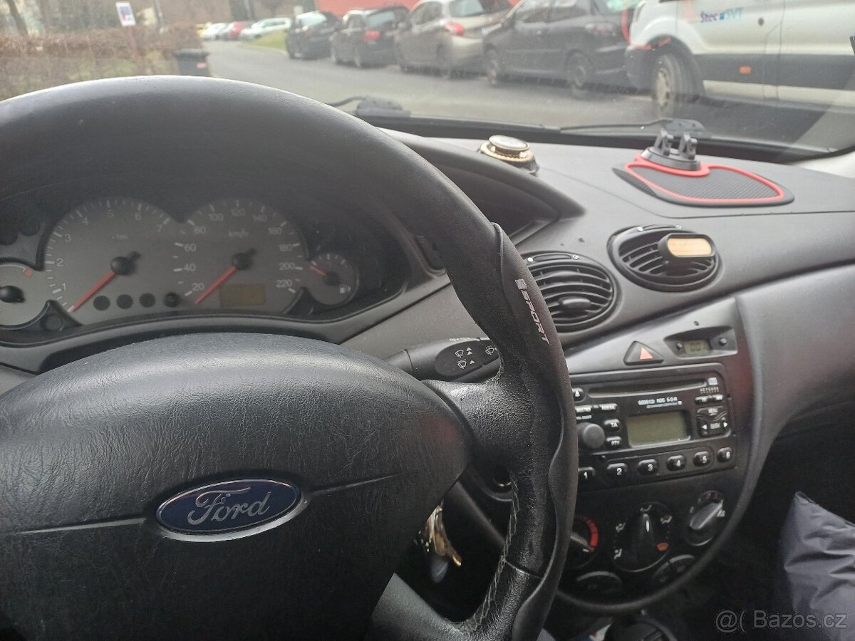 Ford focus mk1 2004 - 3