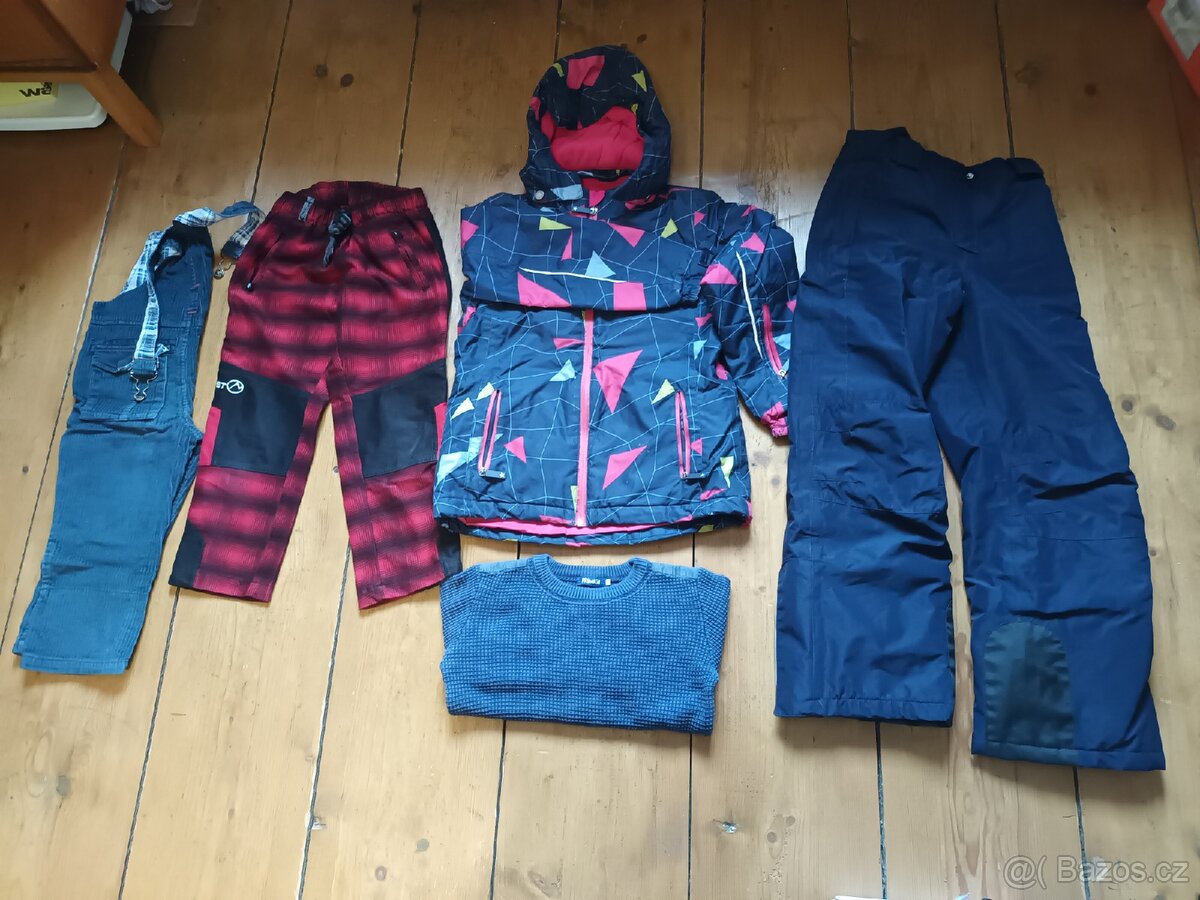 Dětské oblečení a boty, pro děti 3-12 let, víc než 150 kusů - 3