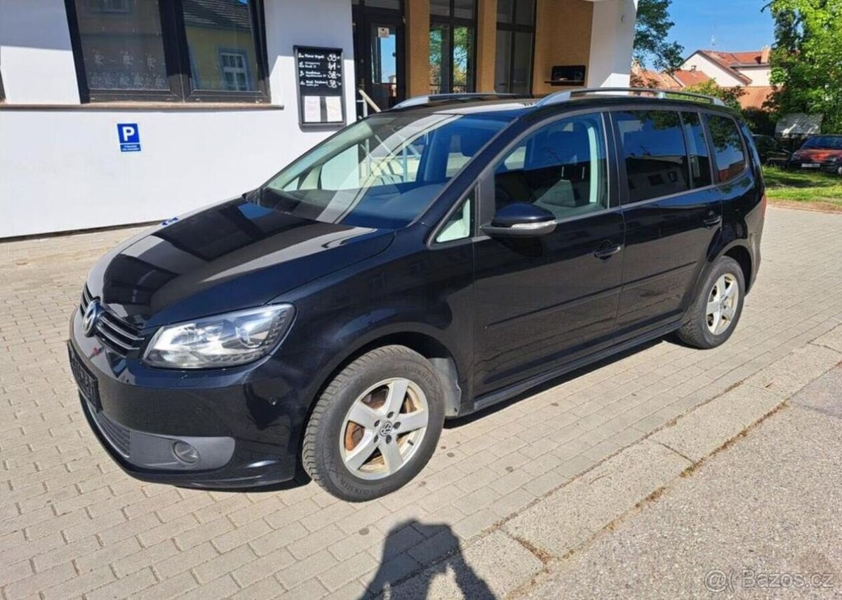 Volkswagen Touran 1,6 TDI Comfortline nafta manuál 77 kw - 3