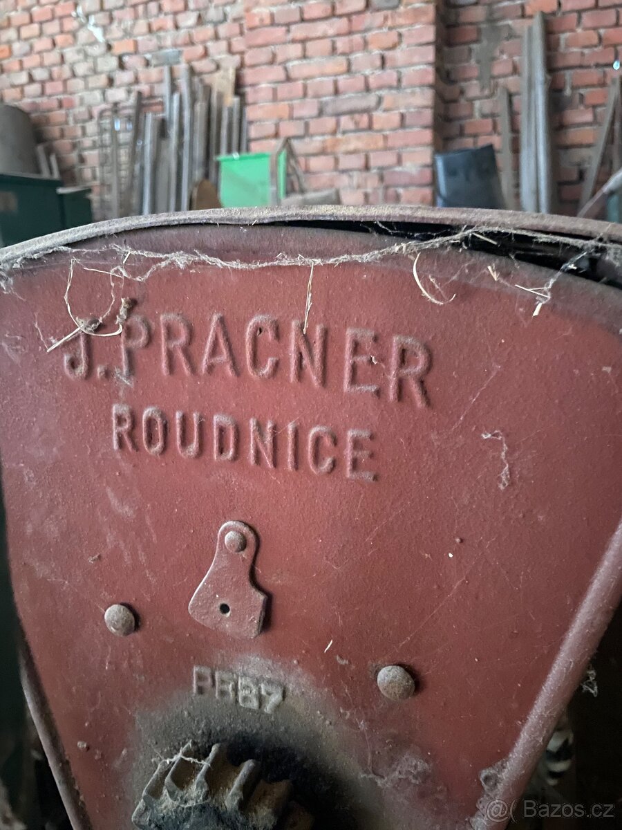 J.Pracner secí mašina Roudnice n.Labem - 3