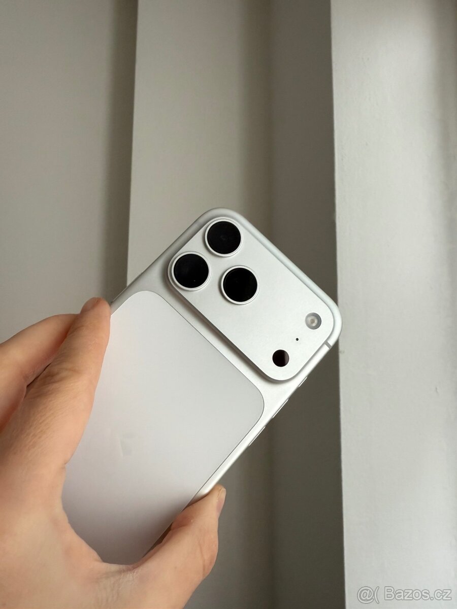 IPhone 17 pro max - 3