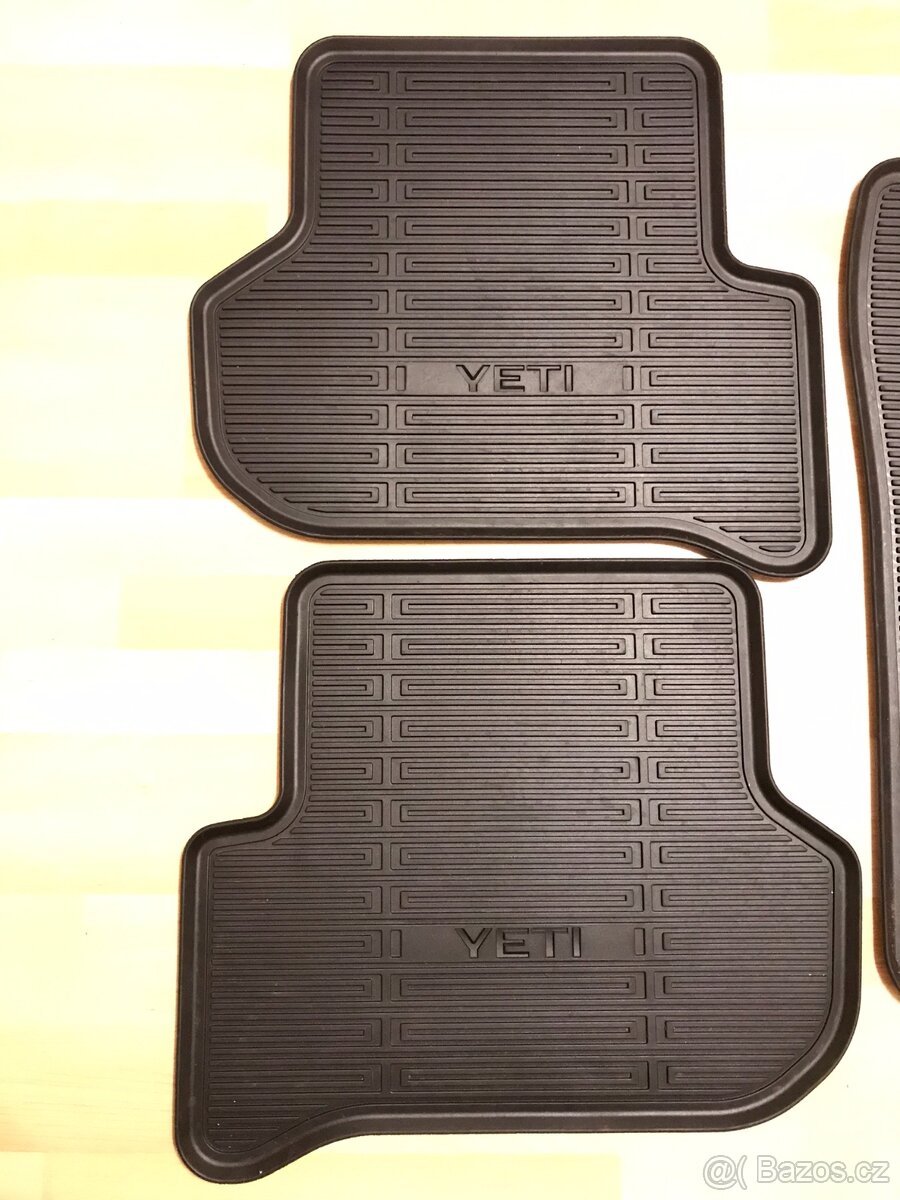 Sada gumových koberců Škoda Yeti (3 ks) - 3