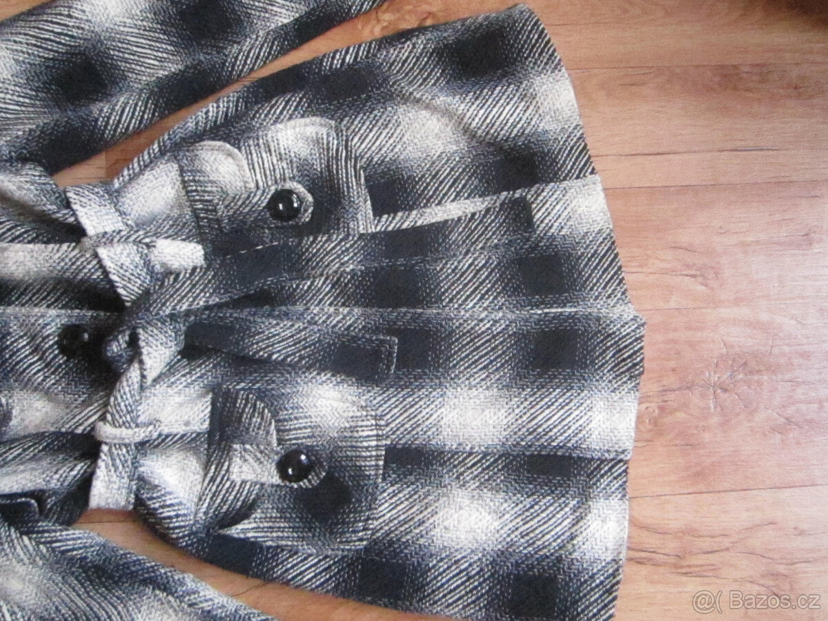Kabát černo bílý s páskem, vel. M/L, polyester - 3