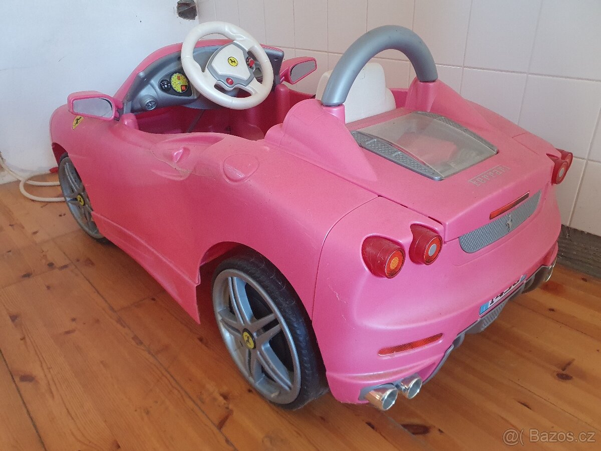 Ferrari dětské auto - 3