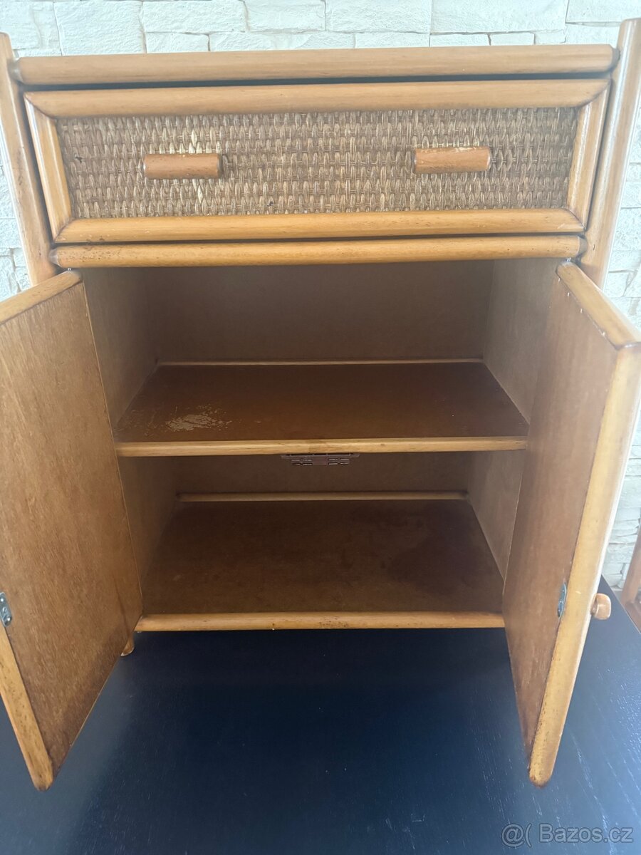 Skříňka - 3