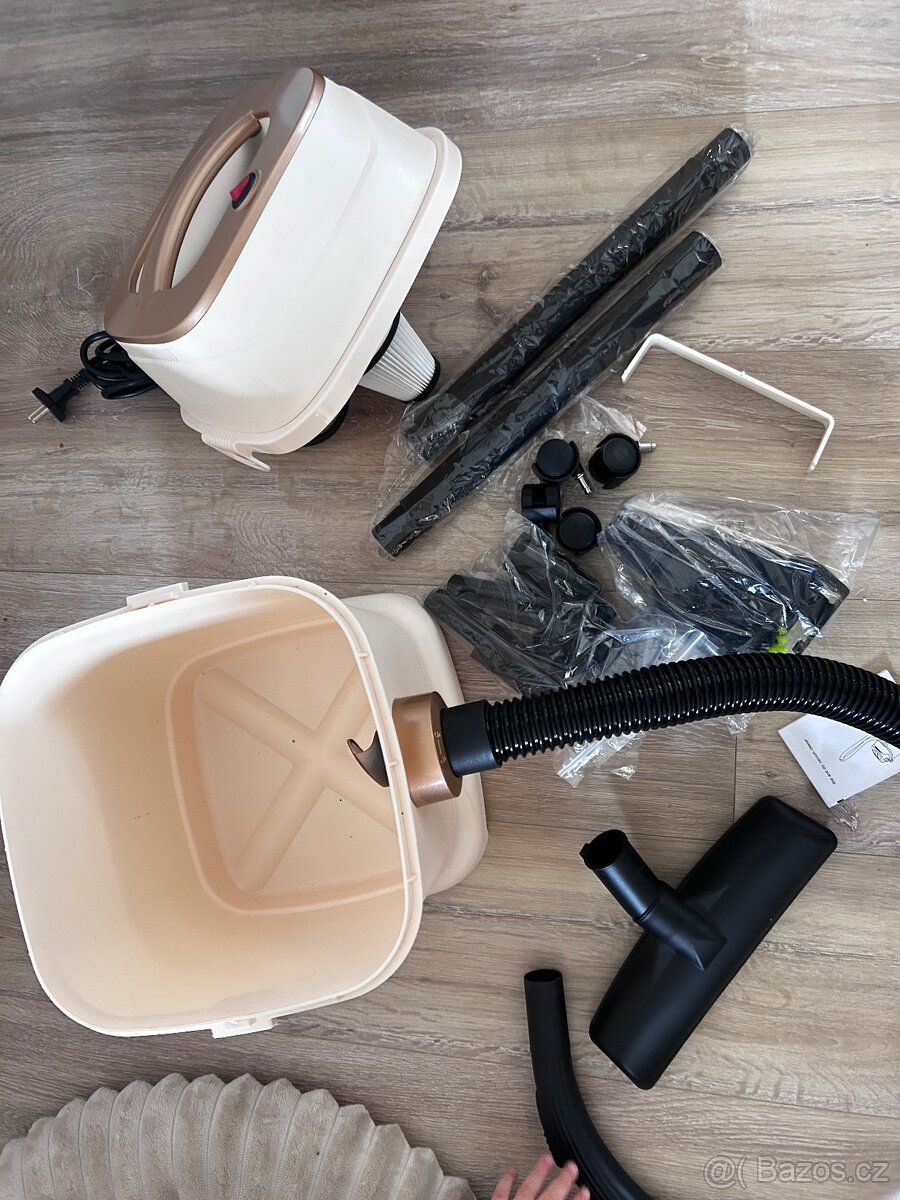Vysavač s příslušenstvím - 3