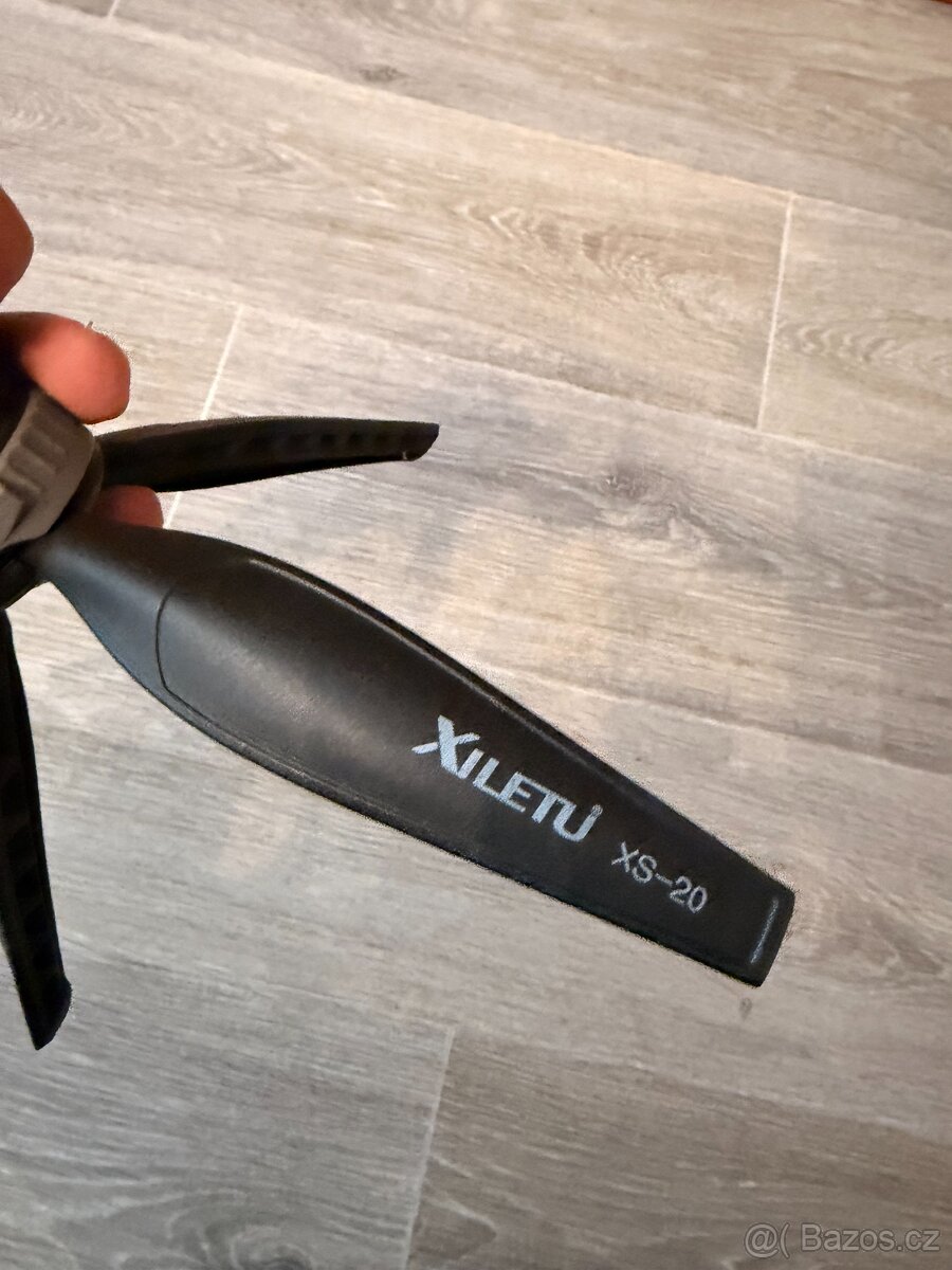 Stolní mini stativ Xiletu XS-20 - 3