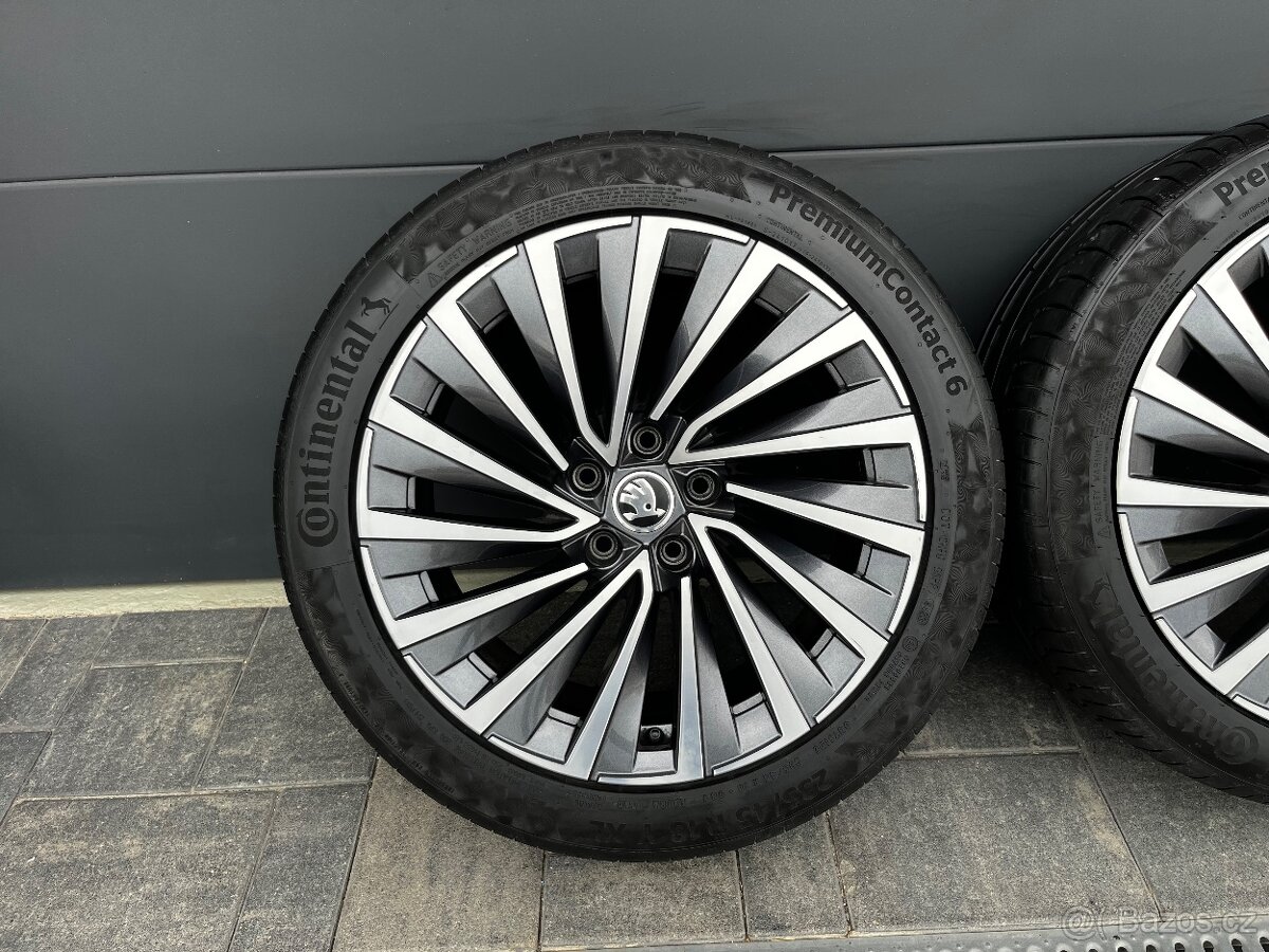 Originál Škoda Superb 235/45 r18 Continental - 3