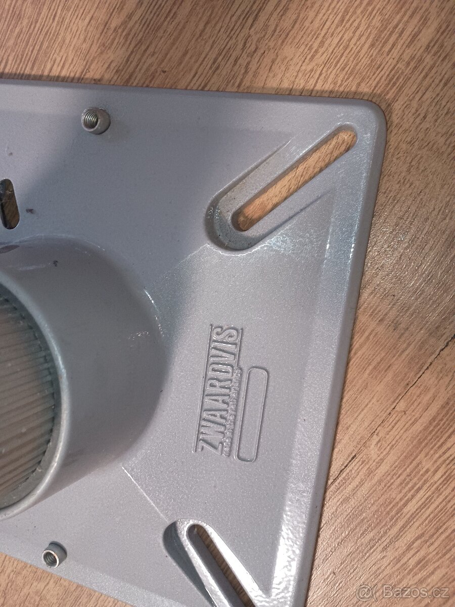 Noha stolu do karavanu - 3