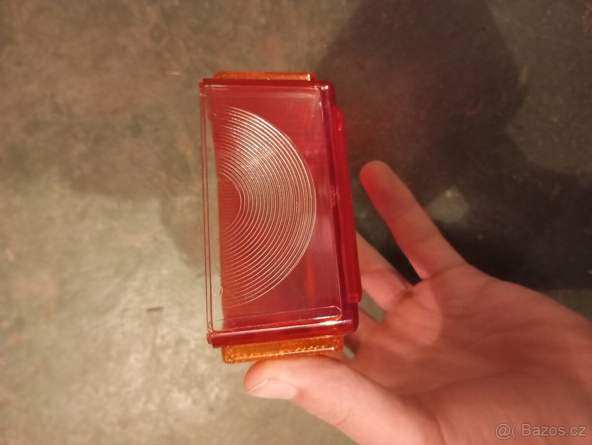 Krytka na zadní světlo Babeta - 3