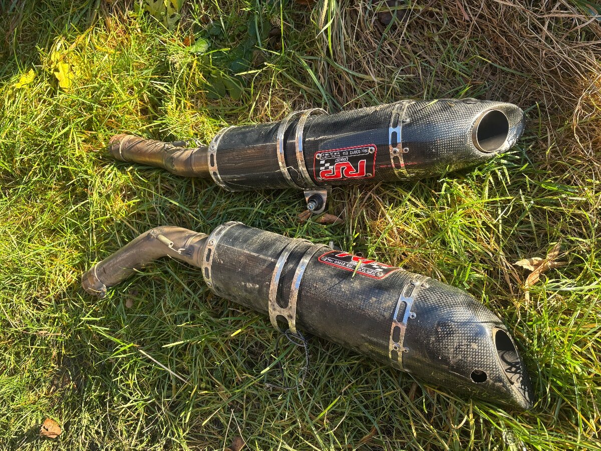 Karbonove ladene vyfuky RP tuning na Yamaha R1 07-08 Rn19 - 3