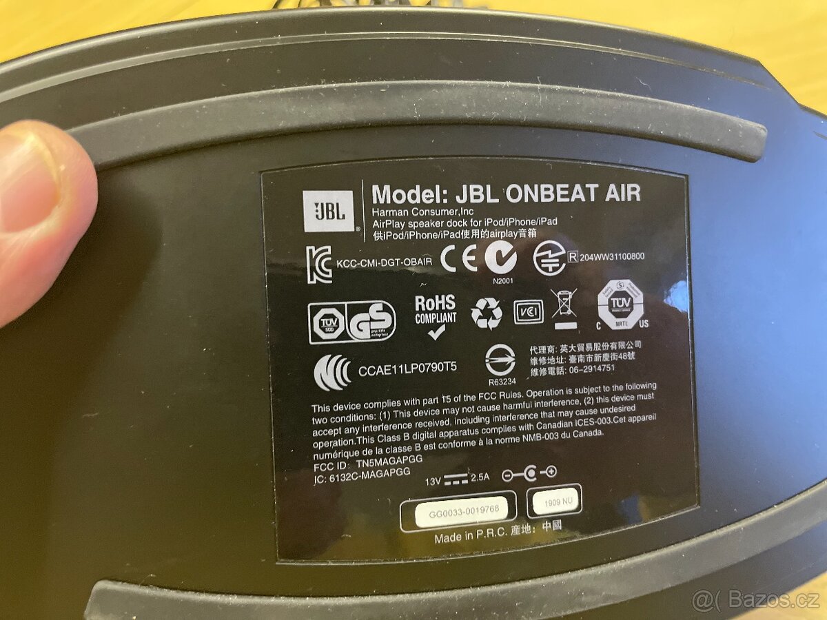 prodám reproduktor JBL - 3