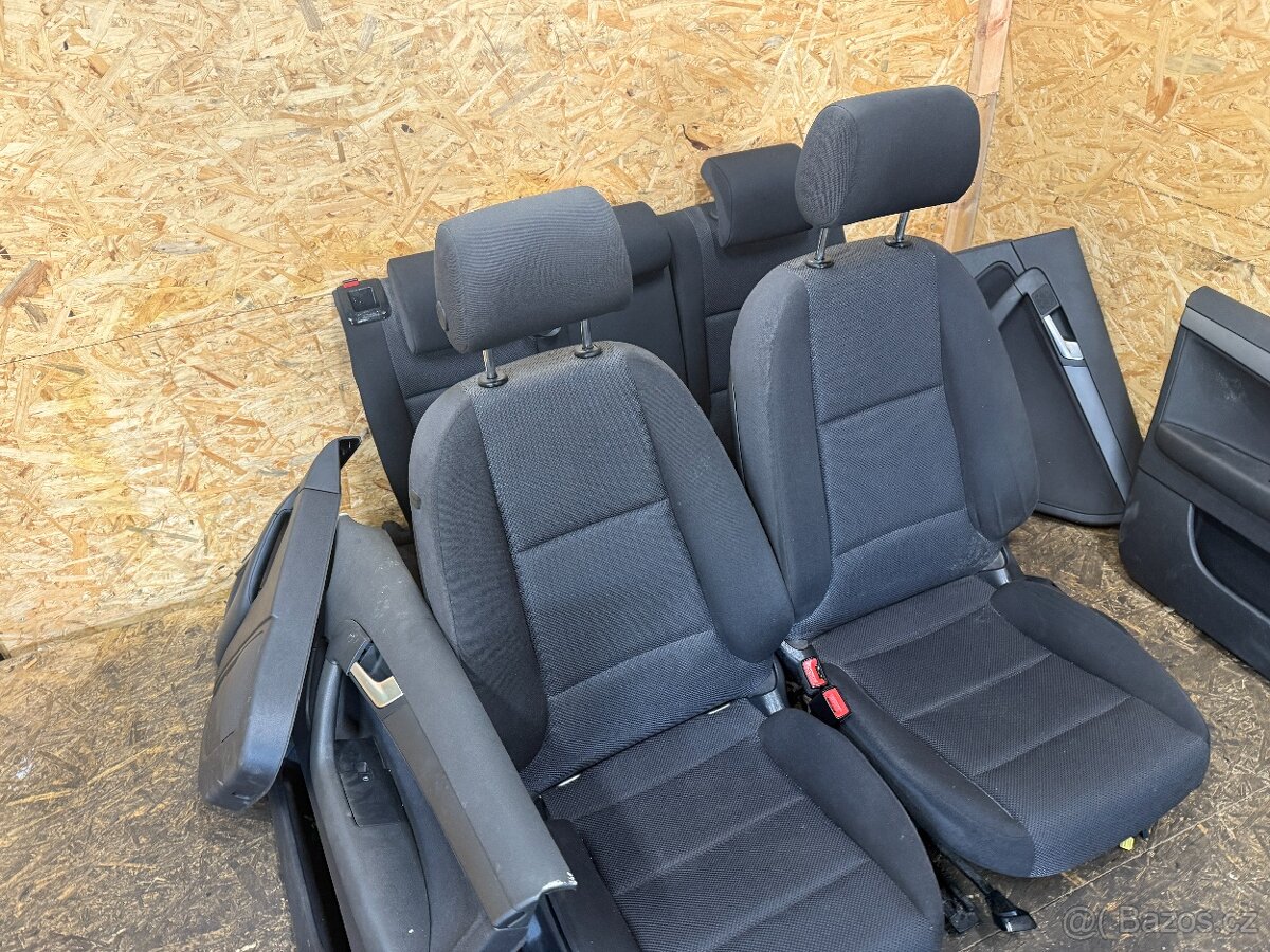 KOMPLETNÍ LÁTKOVÝ INTERIÉR AUDI A3 8P SPORTBACK - 3