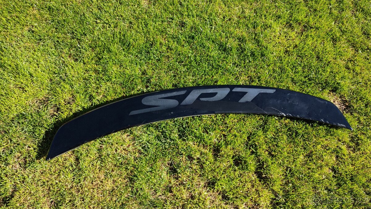 SRT spoiler,křídlo -LANCIA THEMA,CHRYSLER 300LX - 3