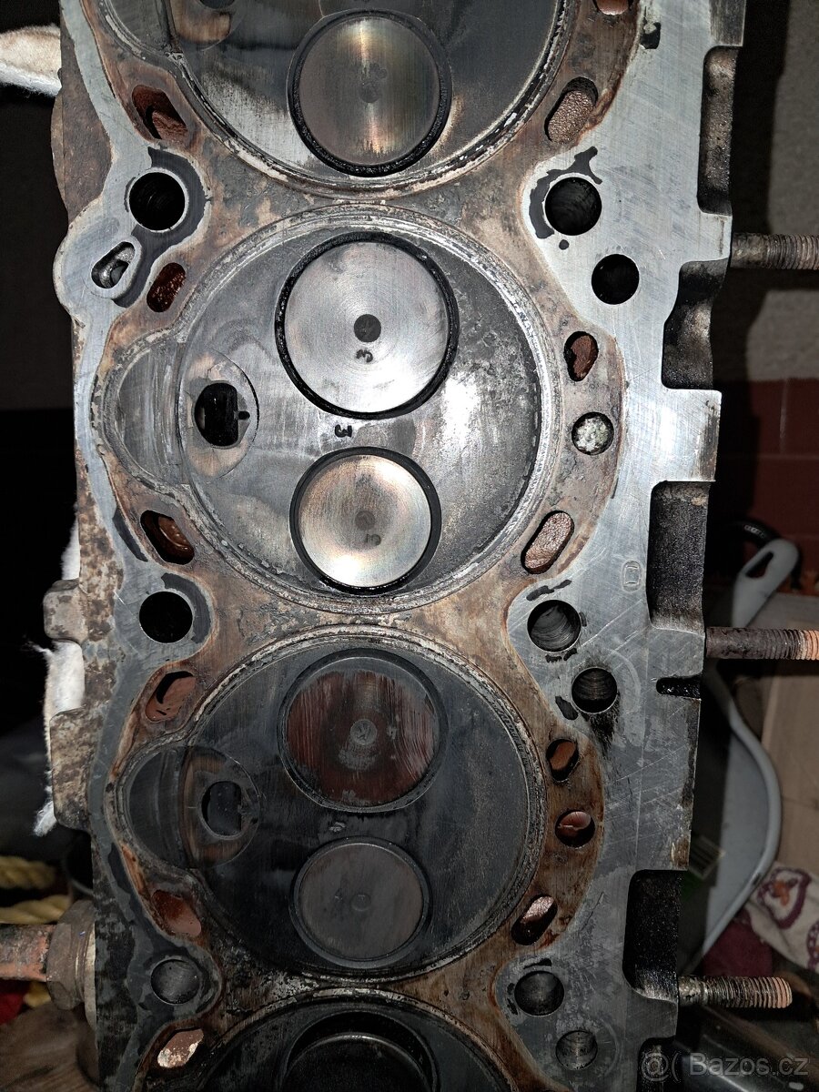 Hlava Nissan Patrol - 3