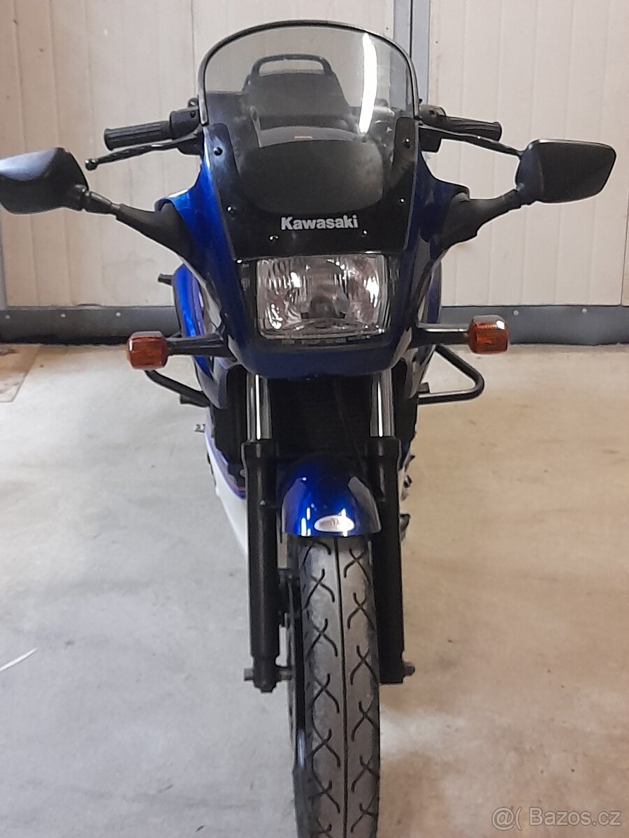 Kawasaki GPZ 500 s - 3