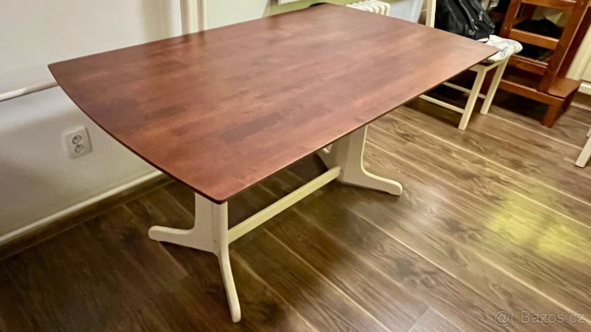 Jidelni stul - masiv (hevea) - 3