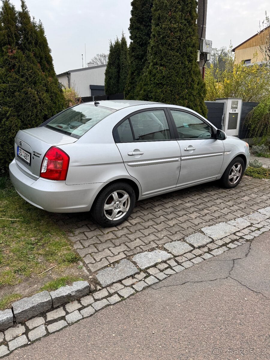 Prodam Hyundai Accent - 3