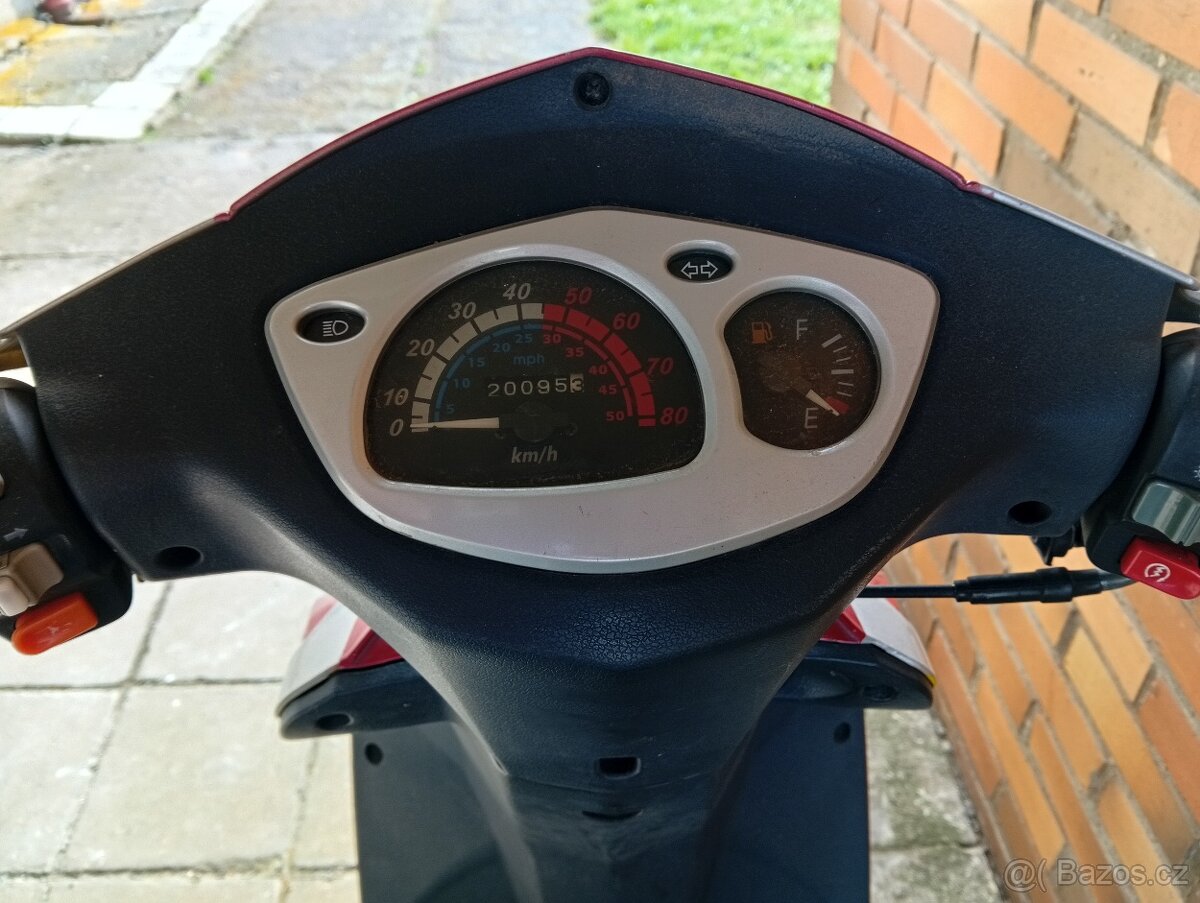 Yuki 50 - 3