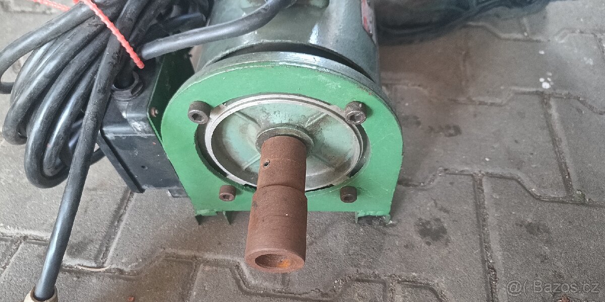 ELEKTROMOTOR 3F 400V 1,5Kw 1400ot/min - 3