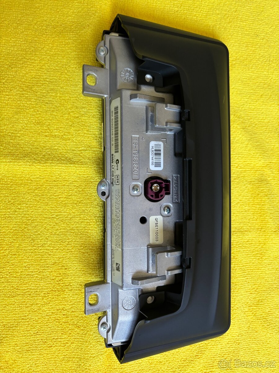 Displej BMW 8,8’’ - 3