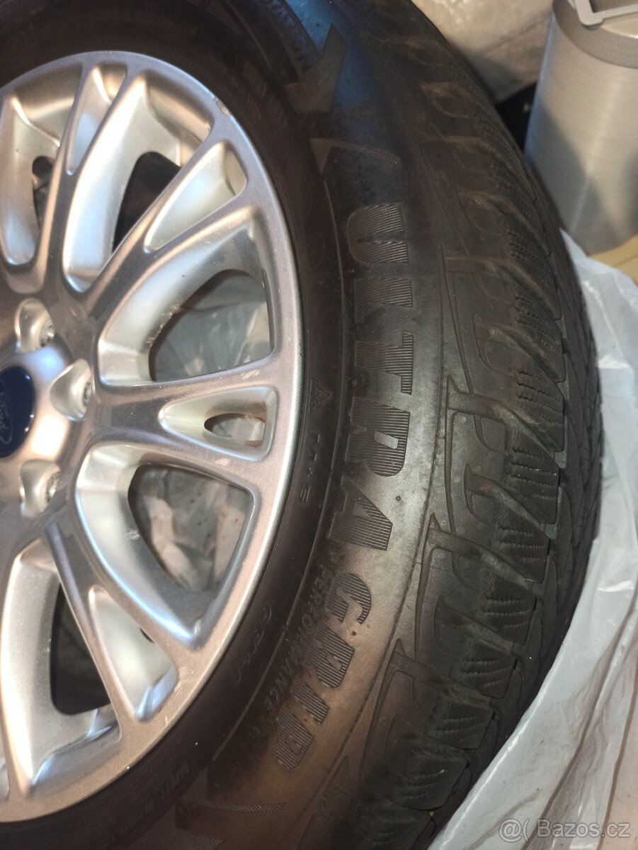 Zimní pneu 16" Alu disky Ford Focus - 3