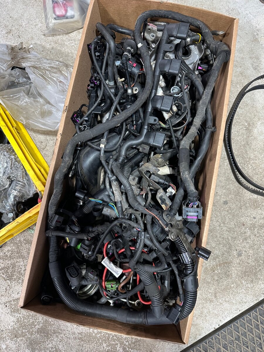 Díly pro motor 2.0 Tfsi AXX BWA - 3