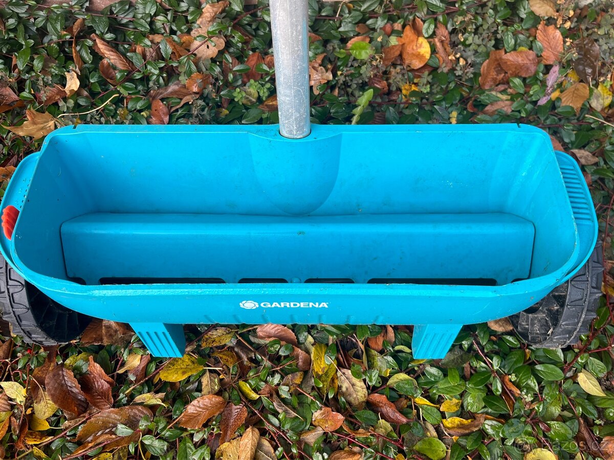 Univerzální sypací vozík GARDENA 300 Classic - 3