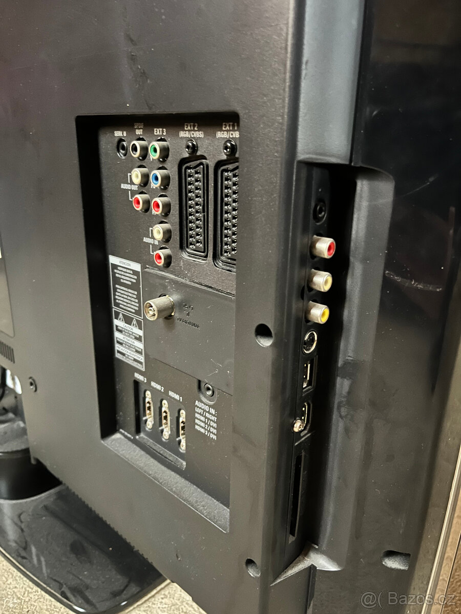 TV Philips 32PFL5403D/12 (81 cm) - 3