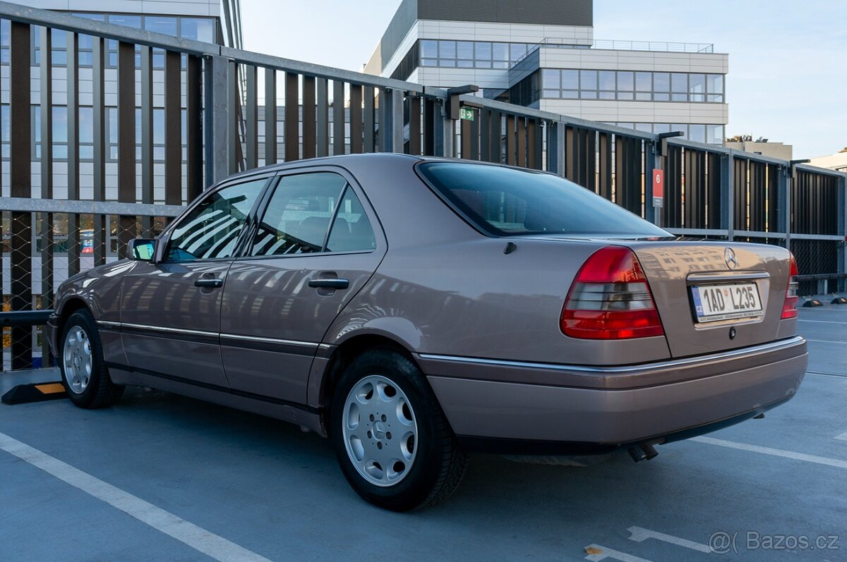Mercedes-Benz W202 C200 Elegance (AUTOMAT) - 3