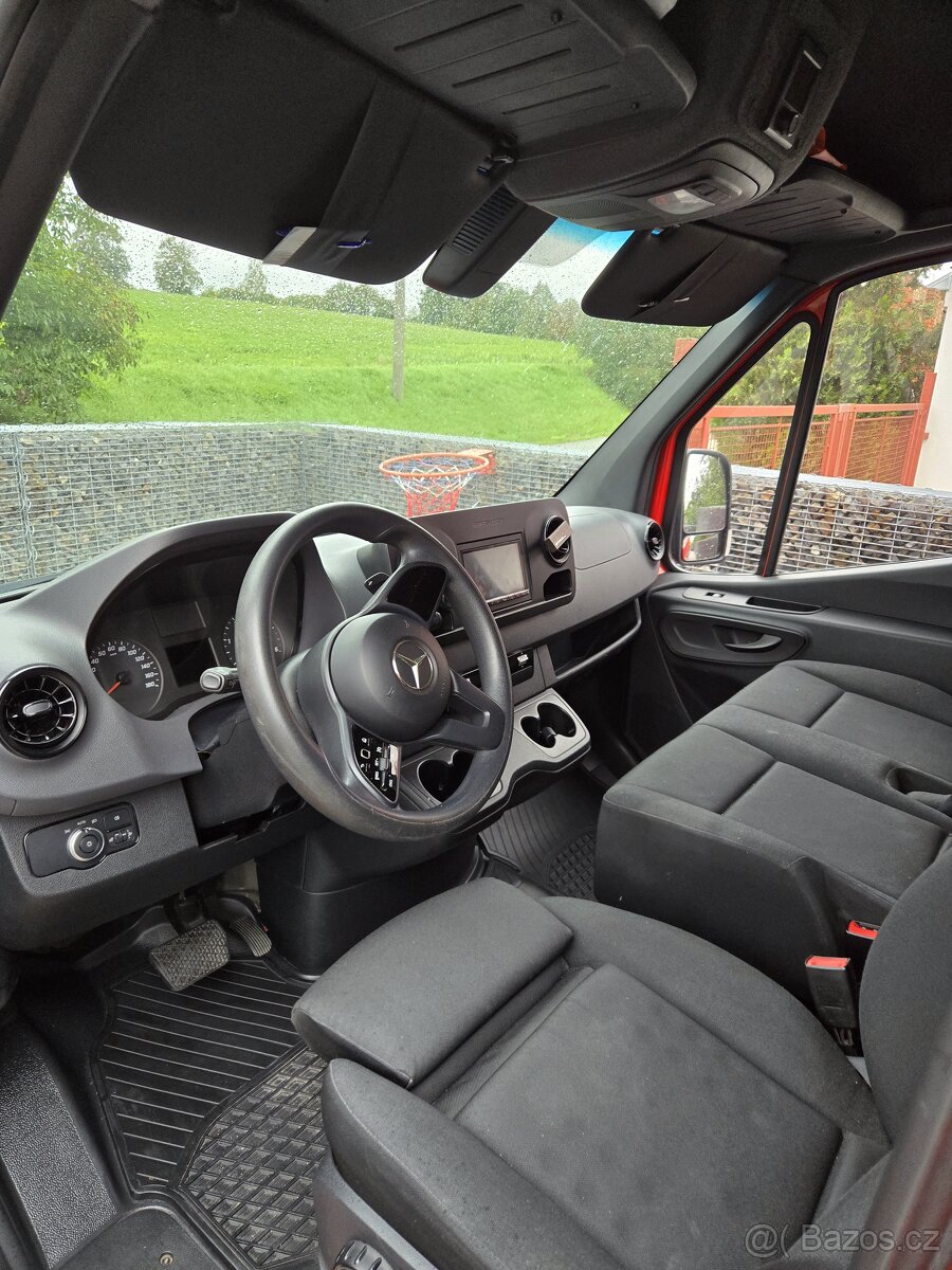 Mercedes Benz Sprinter 3.0 V6 aut, obytný - 3