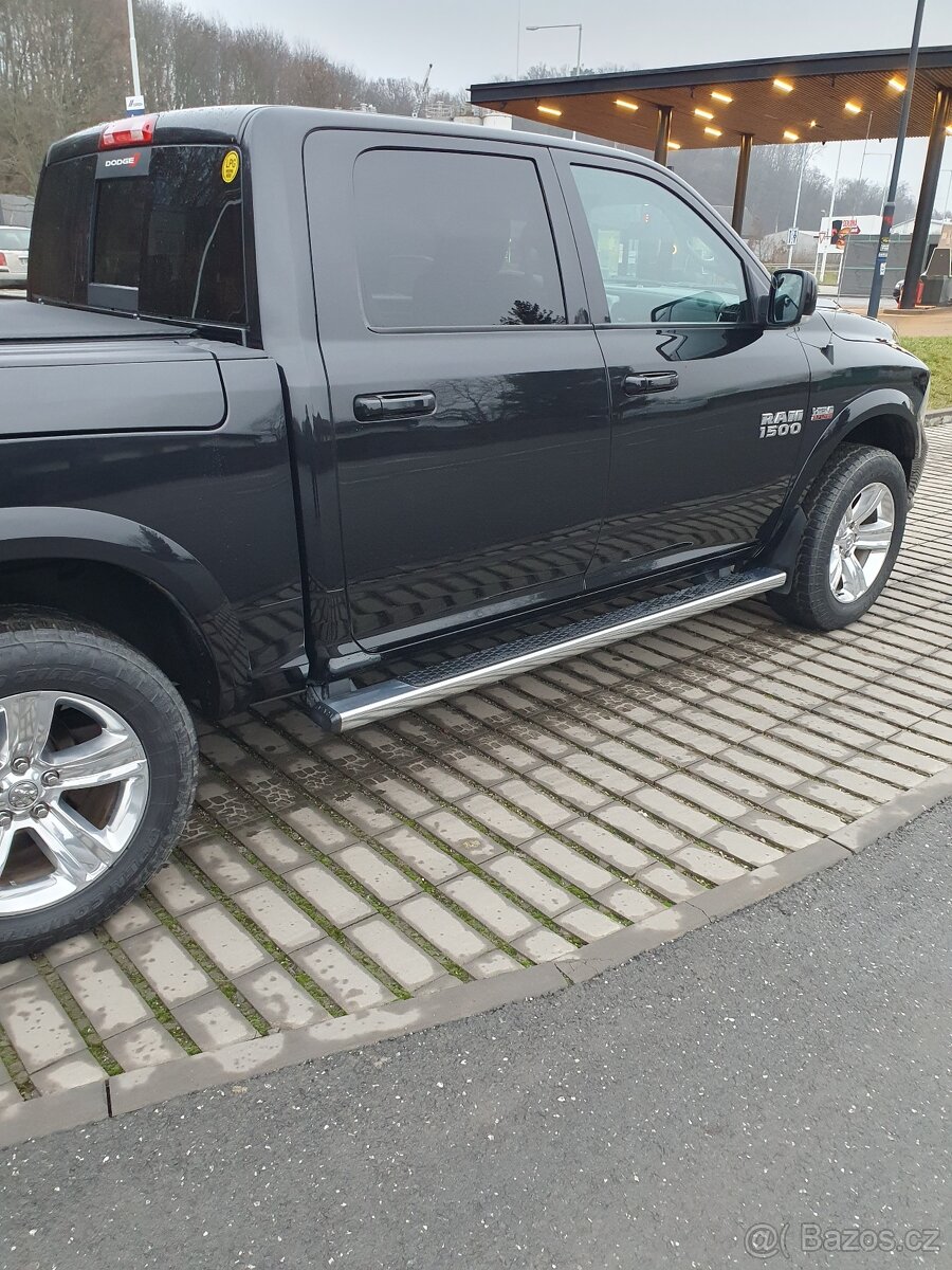 Prodám Dodge ram 5.7 LPG ČR - 3